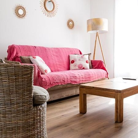 Maison De Larros, Au Calme Idealement Placee Гужан-Местрас Екстериор снимка